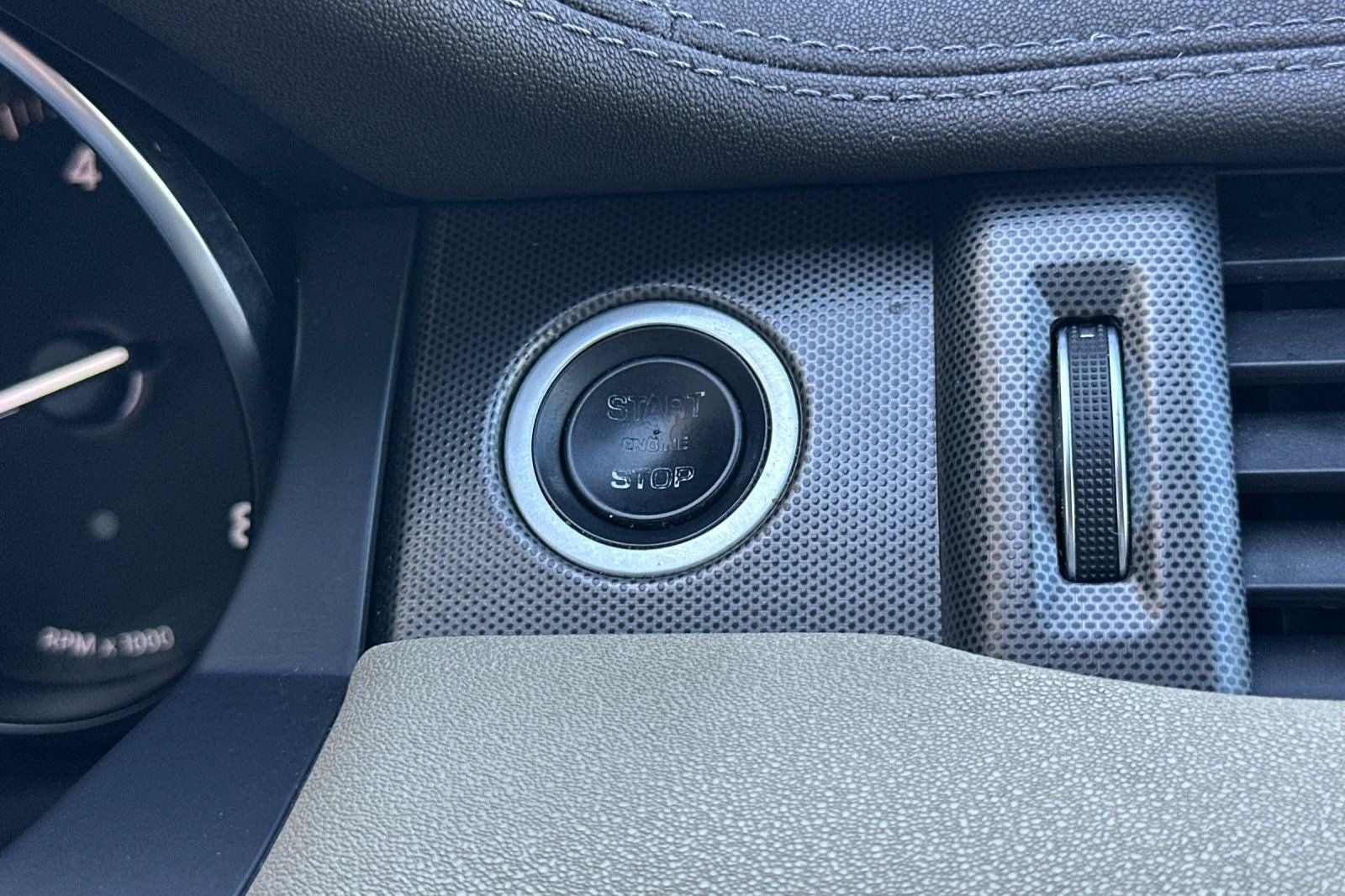 2018 Land Rover Range Rover Evoque SE