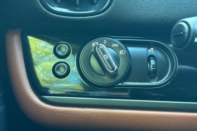 2022 MINI John Cooper Works Countryman Base