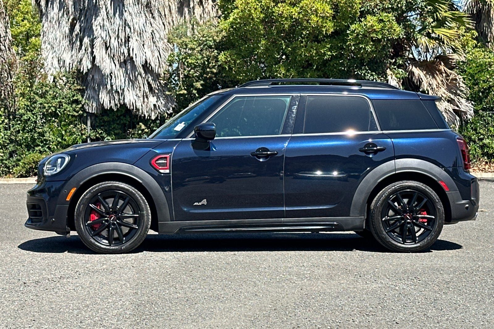 2022 MINI John Cooper Works Countryman Base
