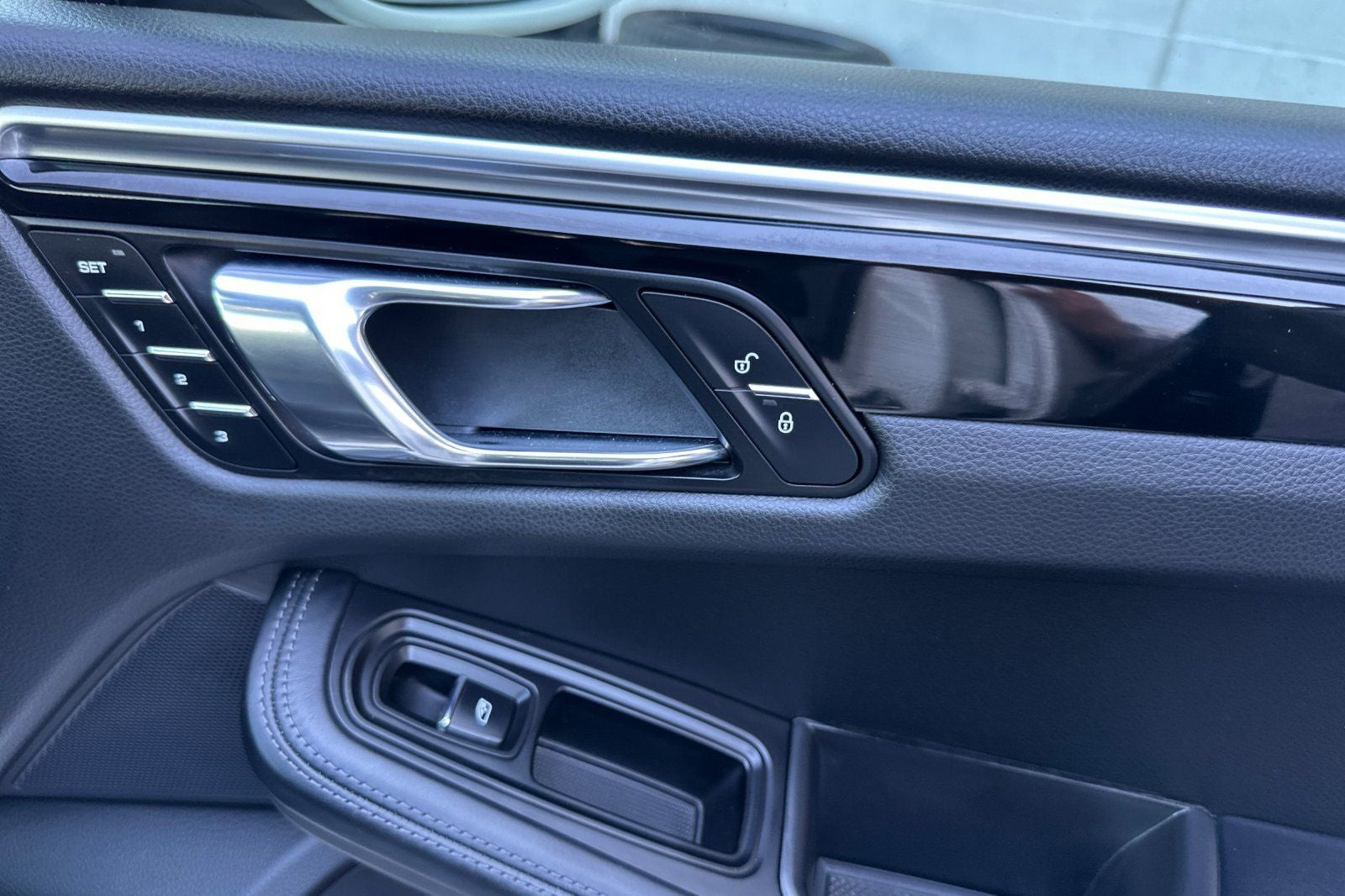 2018 Porsche Macan Turbo