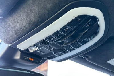 2018 Porsche Macan Turbo