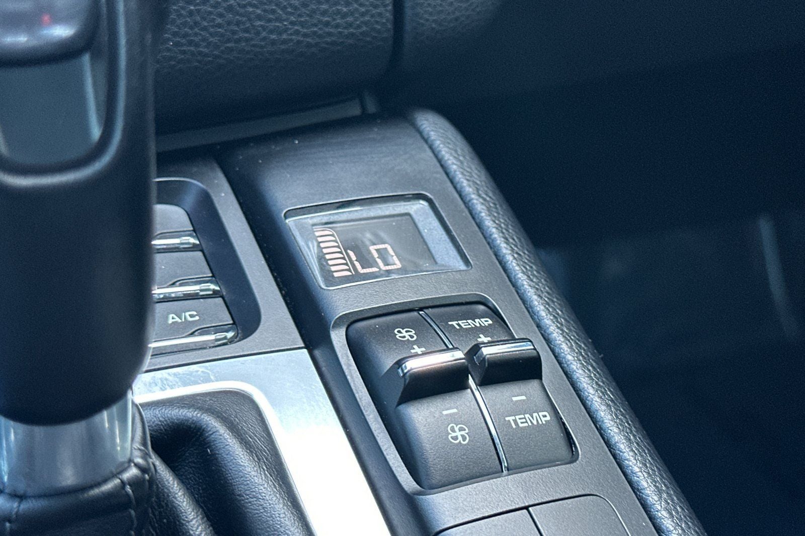 2018 Porsche Macan Turbo