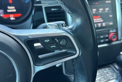 2018 Porsche Macan Turbo