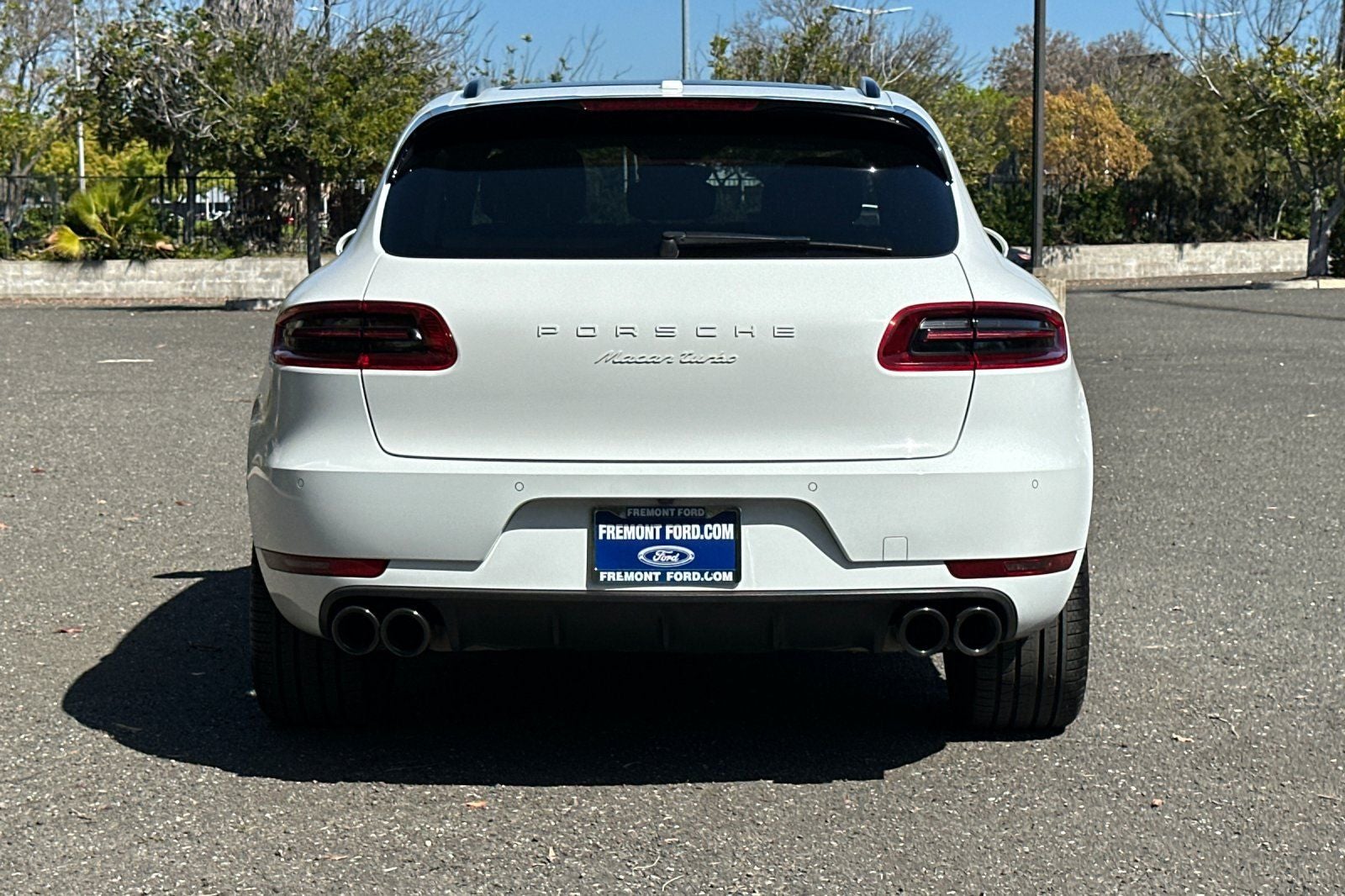2018 Porsche Macan Turbo